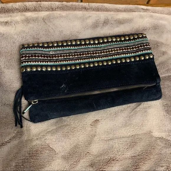 Sondra Roberts Navy Suede Clutch Boho Studded Turquoise‎ Tribal Pattern Zip Bag - Picture 1 of 4